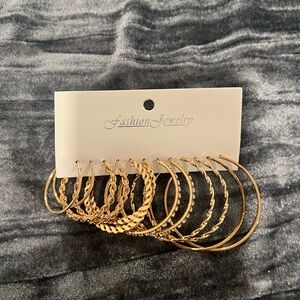 Gold hoop set